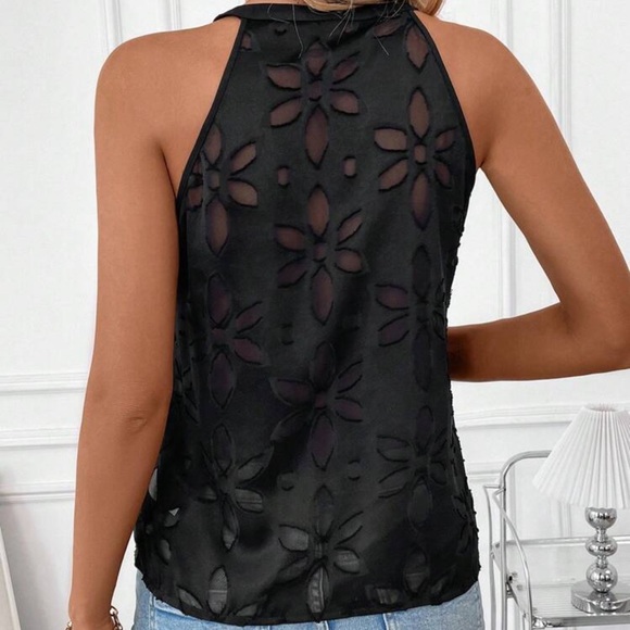 New Elegant Black Sleeveless Top - Picture 4 of 4